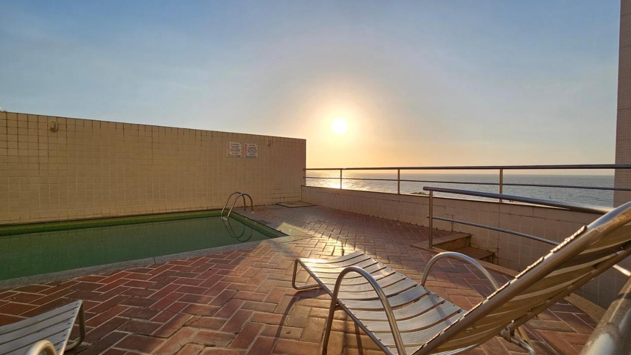 Apartment O Em *